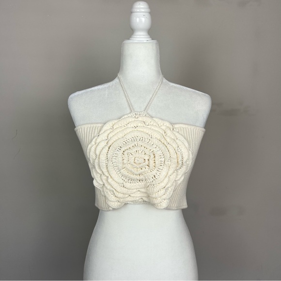 NWT ANTHROPOLOGIE FLAT WHITE KNIT FLORAL CROPPED HALTER TOP SIZE LARGE - Picture 9 of 15